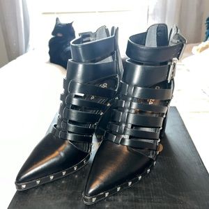Charles David Boots